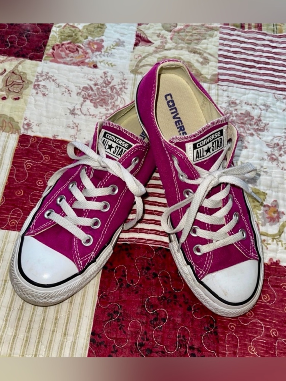 Converse Low Top Sneakers - Fuchsia Canvas with White Accents. Size 7